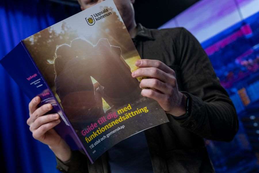 Broschyren Guide till dig med funktionsnedsättning